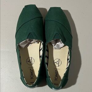 TOMS Green Canvas Slip-Ons